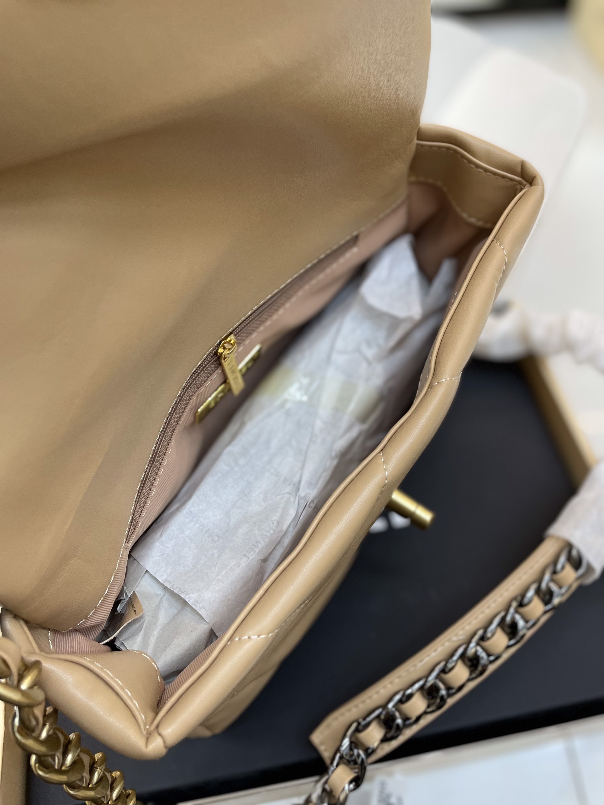 Túi Xách Chanel 19 Super Small Flap Bag Dark Beige Size 26cm